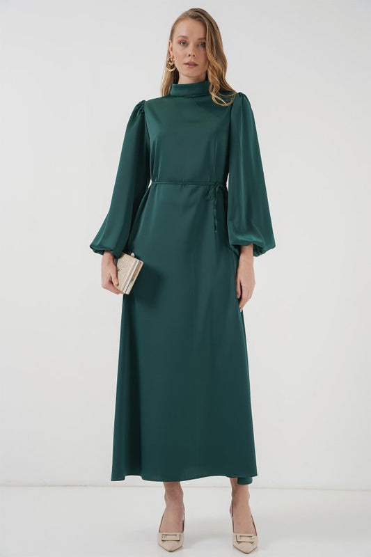 2510 Saten Tesettür Abiye Elbise - Zümrüt Yeşili