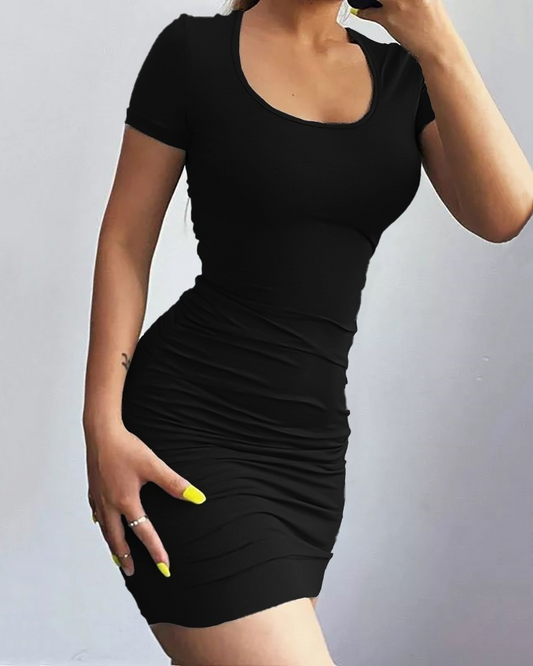 Kadın Kısa Kollu Bel çapraz Detay Dekolteli Eteği Büzgülü Sandy Mini Elbise