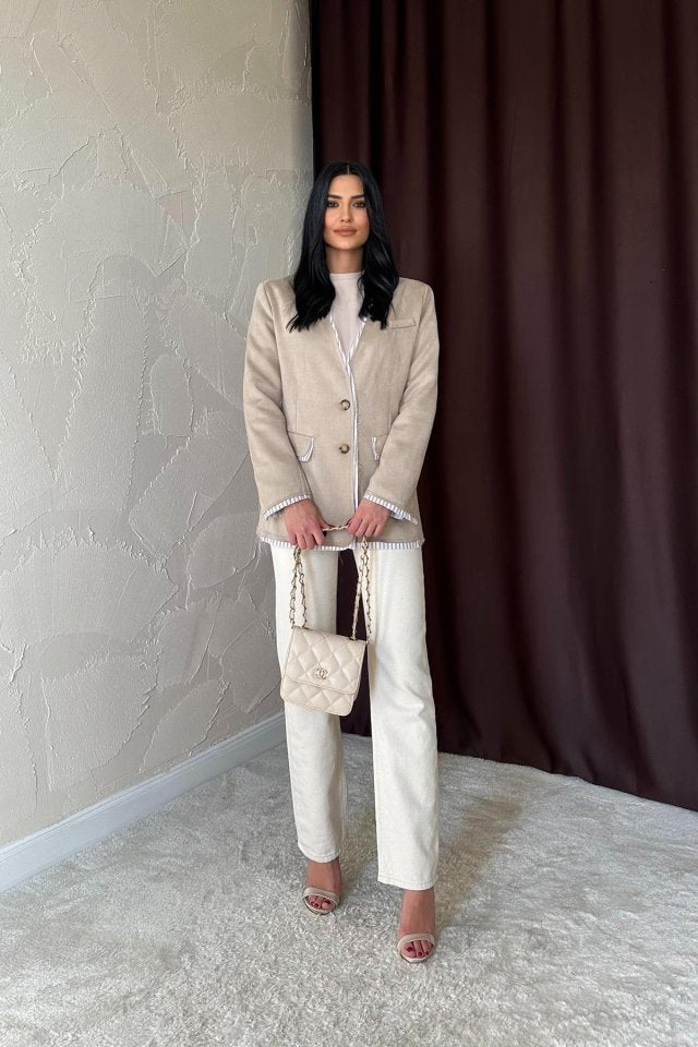 Bej Çizgili Astarlı Garnili Süet Ceket