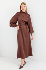 2510 Saten Tesettür Abiye Elbise - Zümrüt Yeşili