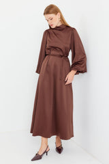 2510 Saten Tesettür Abiye Elbise - Zümrüt Yeşili