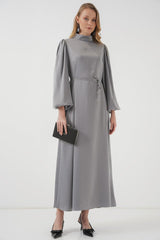 2510 Saten Tesettür Abiye Elbise - Zümrüt Yeşili