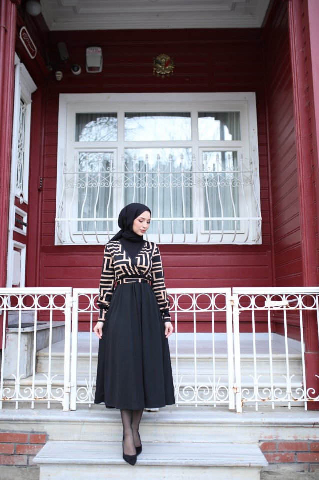 Kadın Uzun Kollu Kruvaze Yaka Dalgıç Krep Midi Boy Elbise