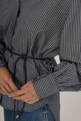 Simli Çizgili Kemerli Gömlek - Siyah