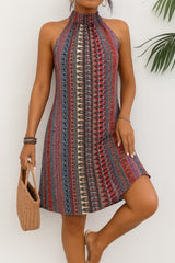 Kadın Sıfır Kol Boyundan Askılı Desenli Midi Süprem Elbise