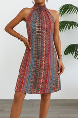 Kadın Sıfır Kol Boyundan Askılı Desenli Midi Süprem Elbise