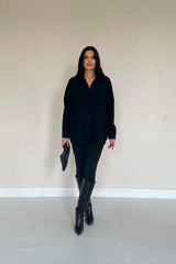 Siyah Gömlek